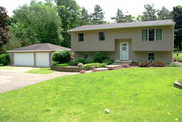 Unit for sale at 1307 Goodview Avenue, JOHNSBURG, IL 60051