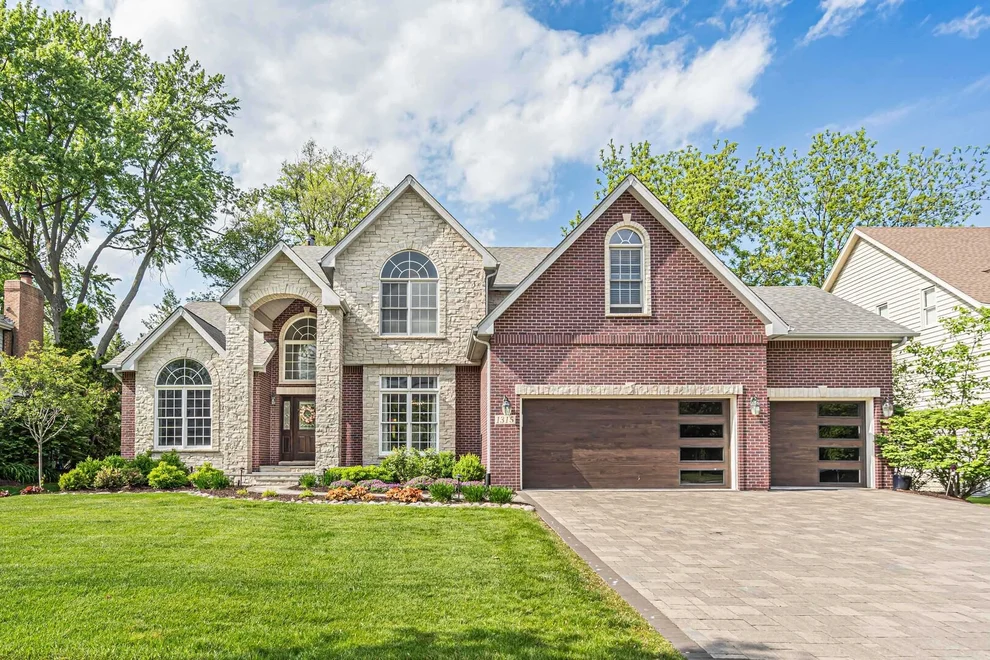 Unit for sale at 1315 Dunrobin Road, Naperville, IL 60540