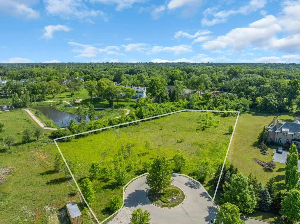 Unit for sale at 315 Stable Lane, Lake Forest, IL 60045