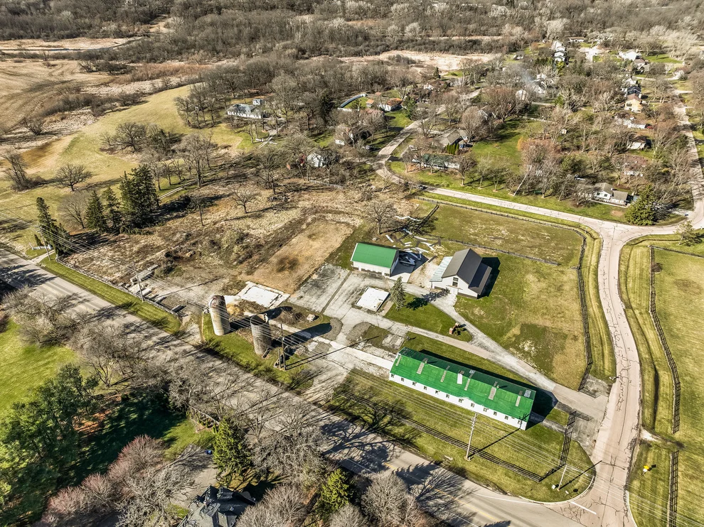 Unit for sale at 42W690 Route 64, St. Charles, IL 60175