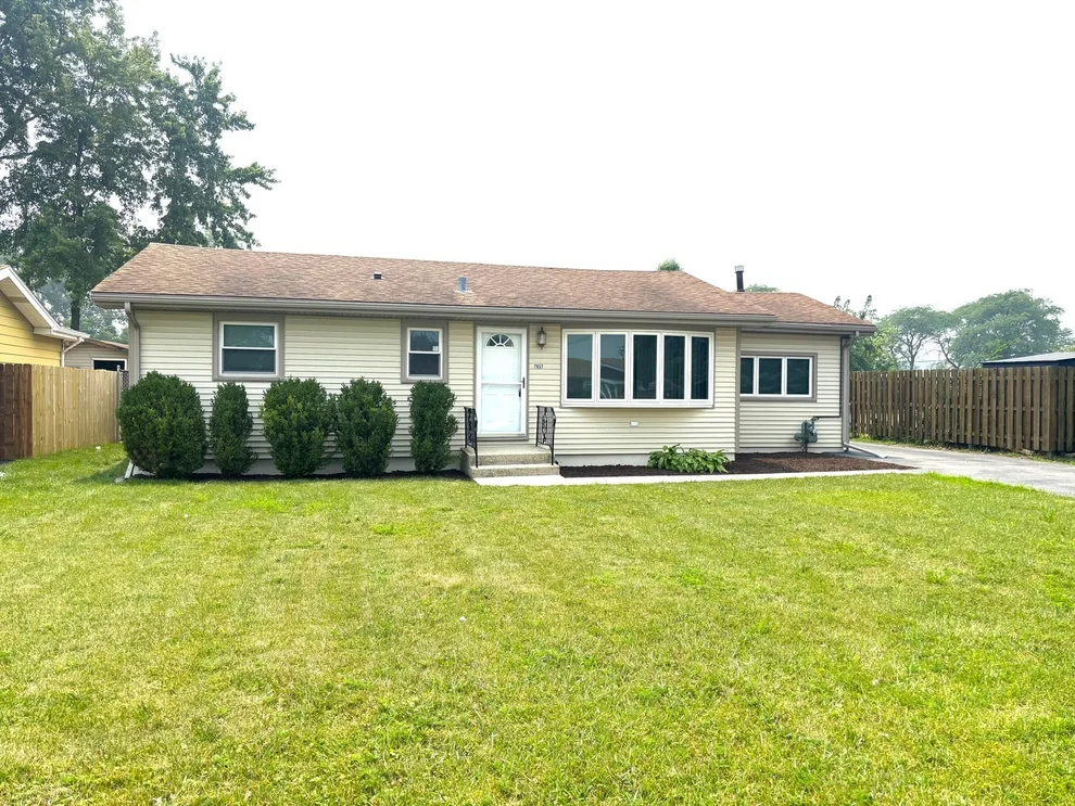 Unit for sale at 7937 W 82nd Place, Bridgeview, IL 60455