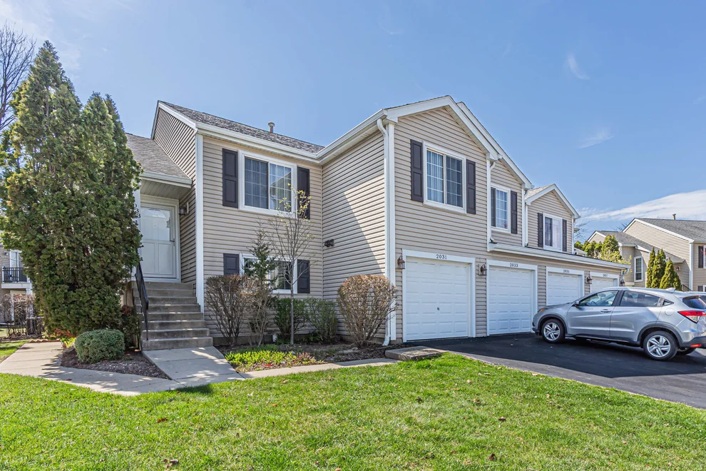 Unit for sale at 2031 Windmere Circle, Schaumburg, IL 60194