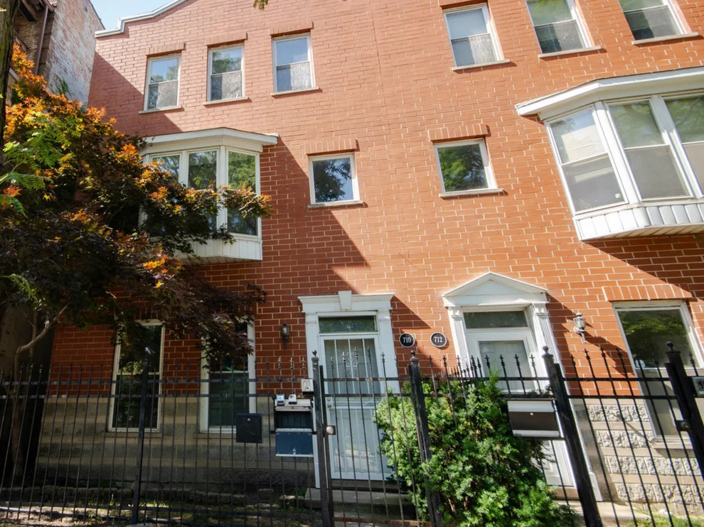 Unit for sale at 710 E 51st Street, Chicago, IL 60615