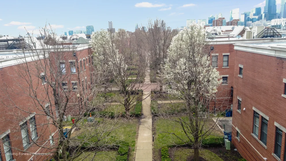 Unit for sale at 814 W 15th Place, Chicago, IL 60608