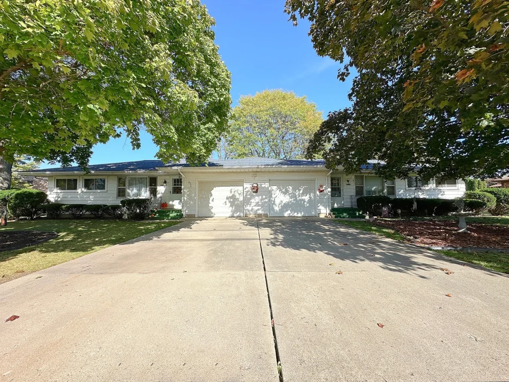 Unit for sale at 1600 E 1st Street, Streator, IL 61364
