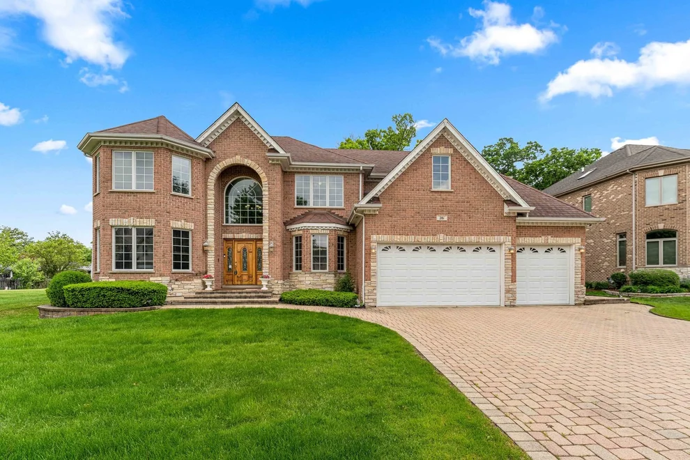 Unit for sale at 281 N Forest Drive, Addison, IL 60101