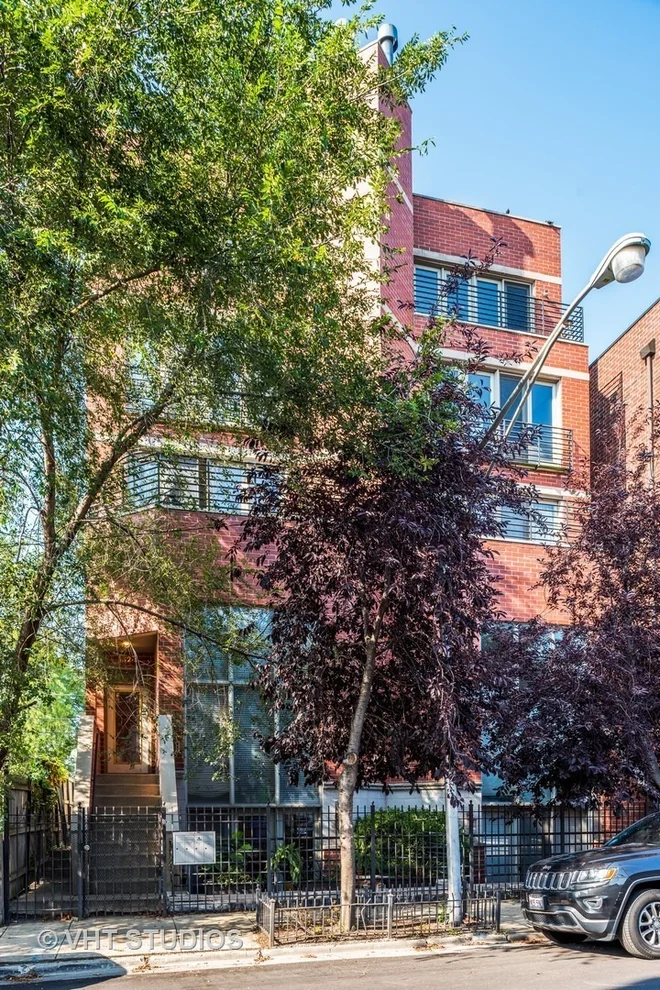 Unit for sale at 1624 W Ontario Street, CHICAGO, IL 60622
