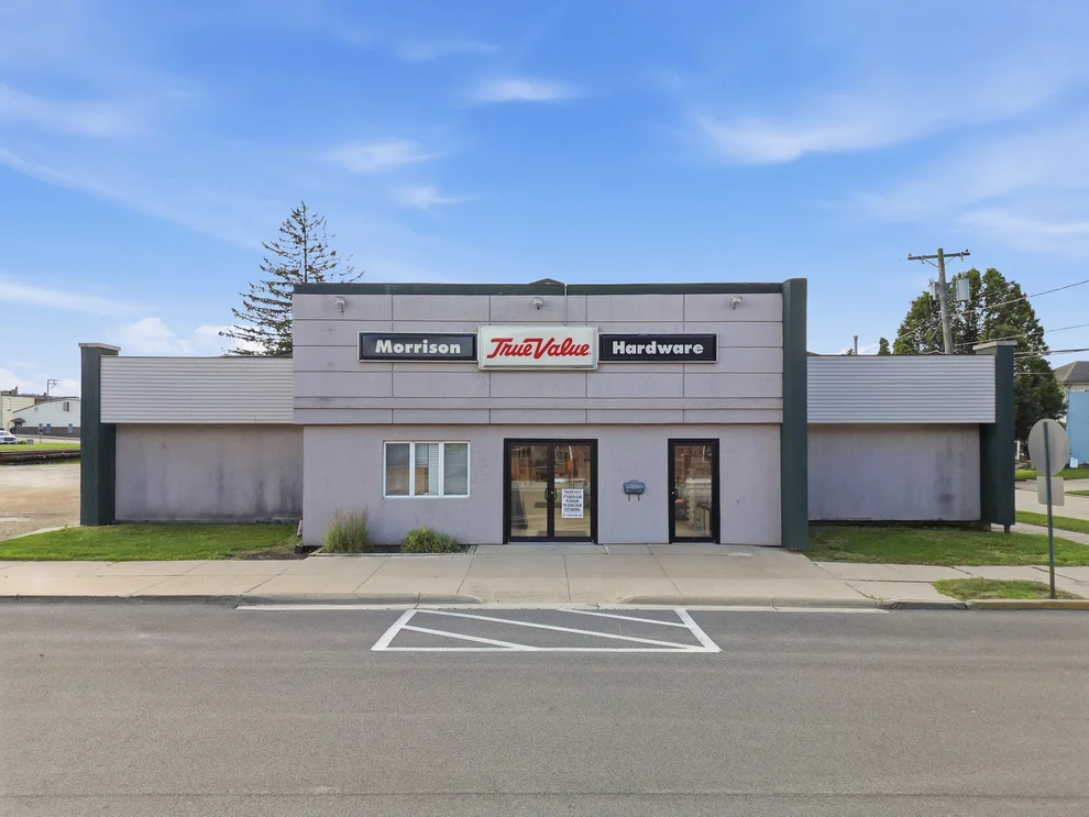 Unit for sale at 104 S Genesee Street, Morrison, IL 61270