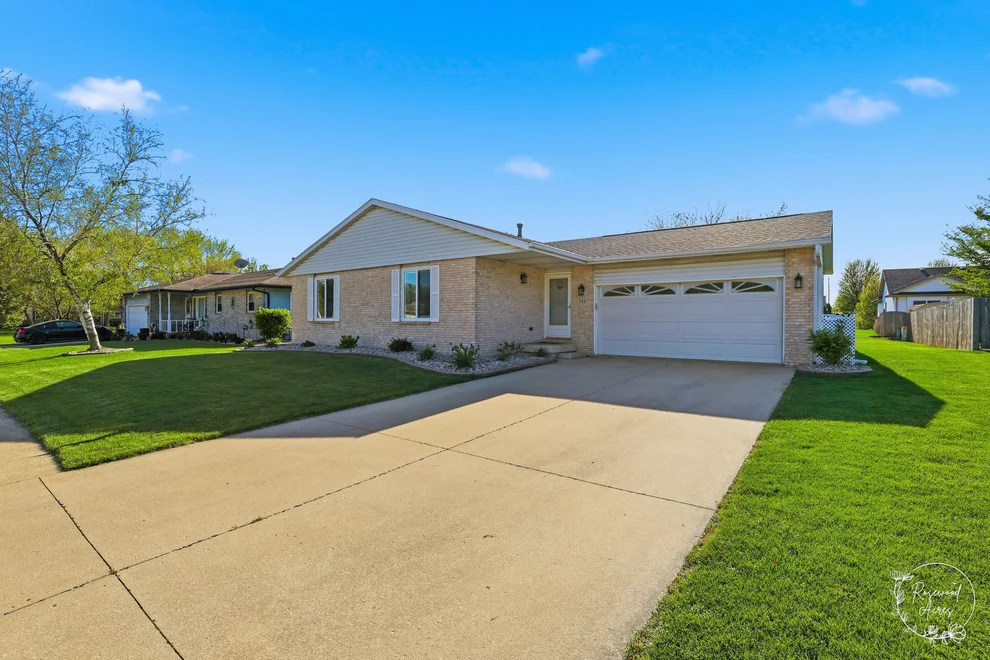 Unit for sale at 545 N Monroe Avenue, Bradley, IL 60915