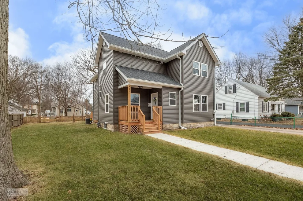 Unit for sale at 421 Dekalb Street, Sandwich, IL 60548