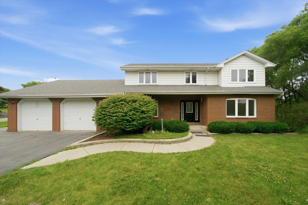 Unit for sale at 518 Meadow Court, Winthrop Harbor, IL 60096