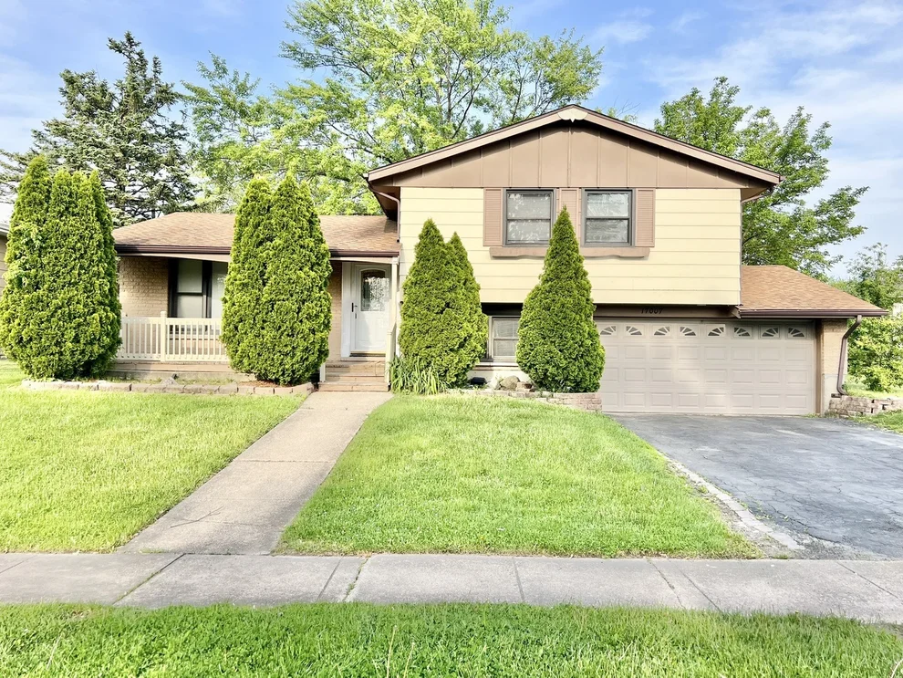 Unit for sale at 17007 ELM Drive, Hazel Crest, IL 60429