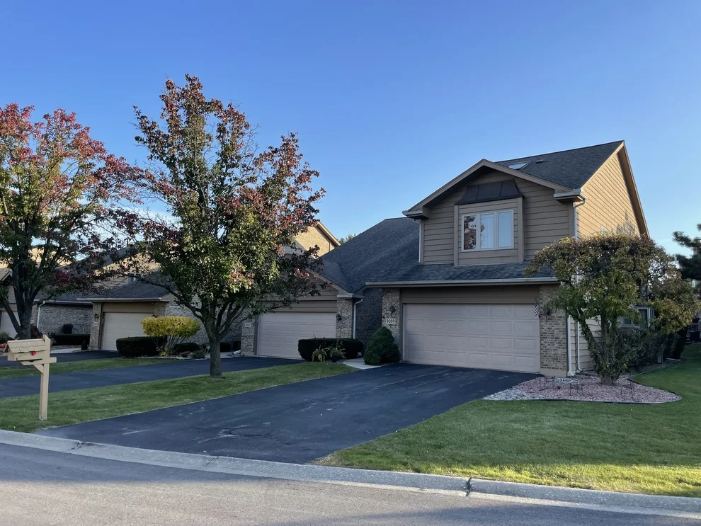 Unit for sale at 9087 Del Prado Drive, Palos Hills, IL 60465