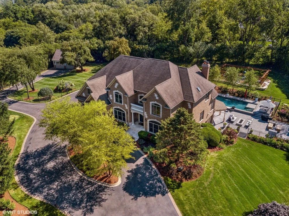 Unit for sale at 675 Old Barrington Road, North Barrington, IL 60010