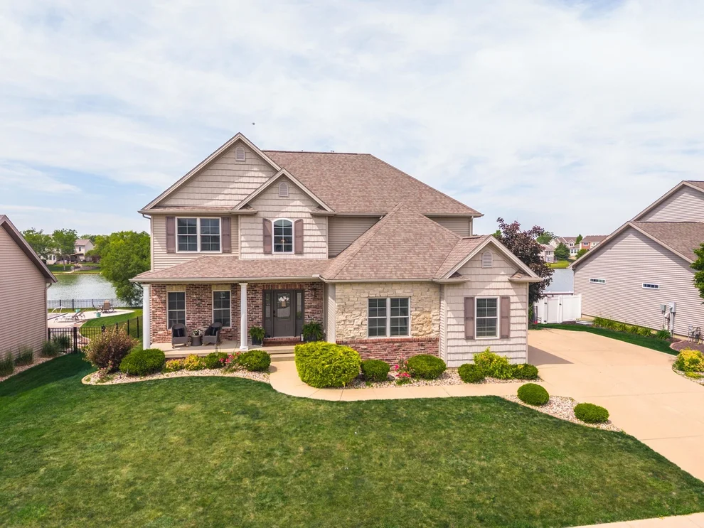 Unit for sale at 3618 Pamela Drive, Bloomington, IL 61704