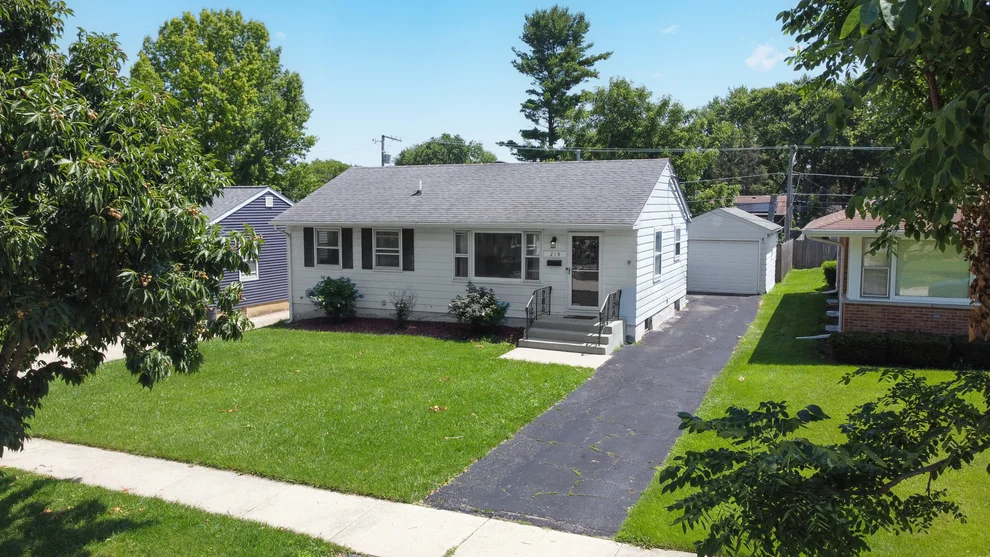 Unit for sale at 219 N Berteau Avenue, Bartlett, IL 60103