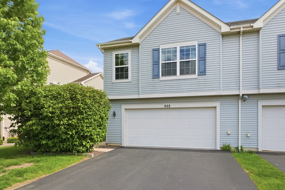 Unit for sale at 922 Saddle Ridge Drive, Joliet, IL 60432