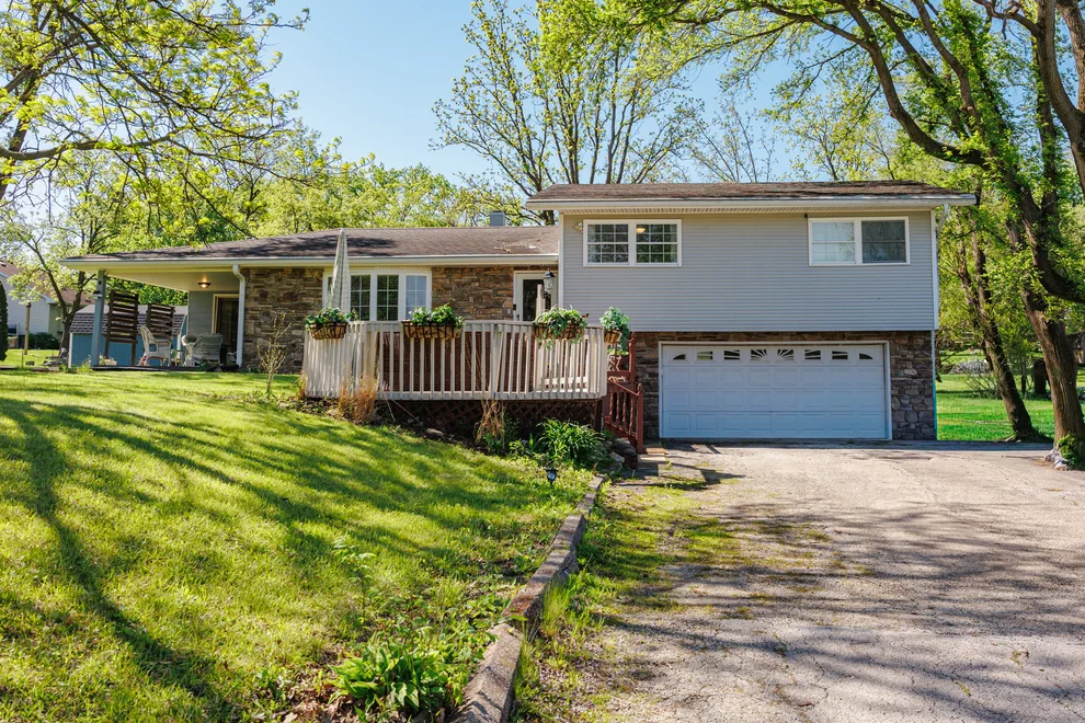 Unit for sale at 220 W Francis Road, New Lenox, IL 60451