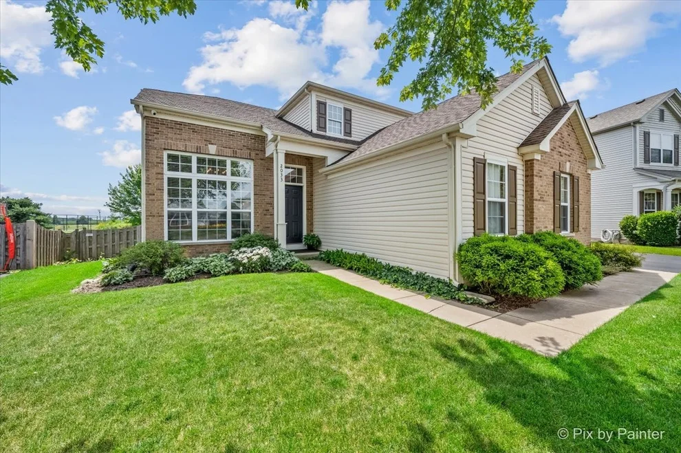 Unit for sale at 2033 Greenview Drive, Woodstock, IL 60098