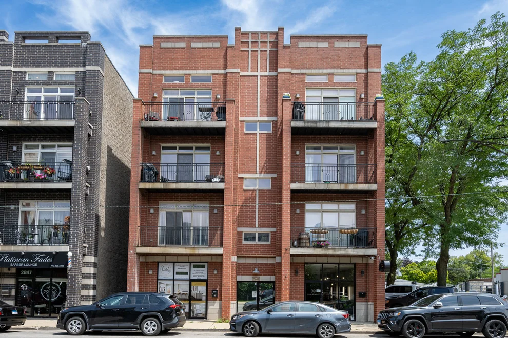 Unit for sale at 2841 N PULASKI Road, Chicago, IL 60641