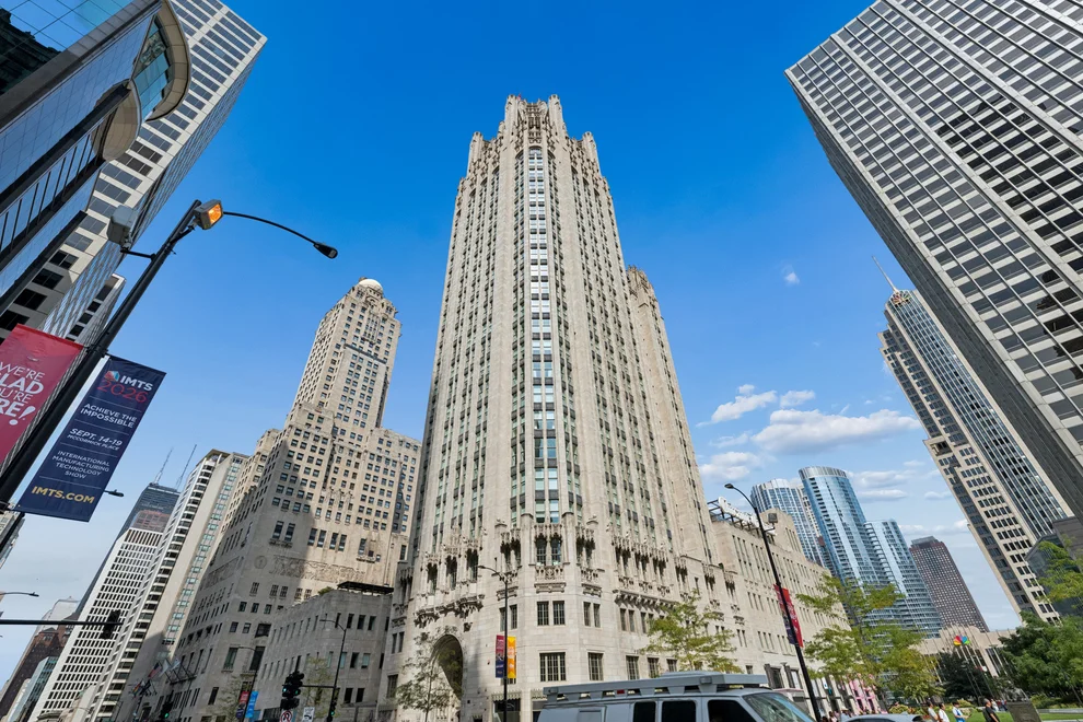 Unit for sale at 435 N Michigan Avenue, Chicago, IL 60610