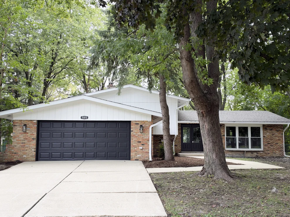Unit for sale at 28W555 Leverenz Road, Naperville, IL 60564