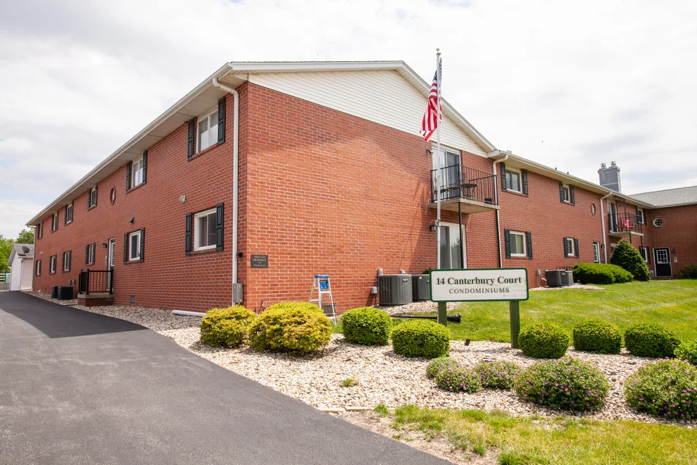 Unit for sale at 14 Canterbury Court, Bloomington, IL 61701