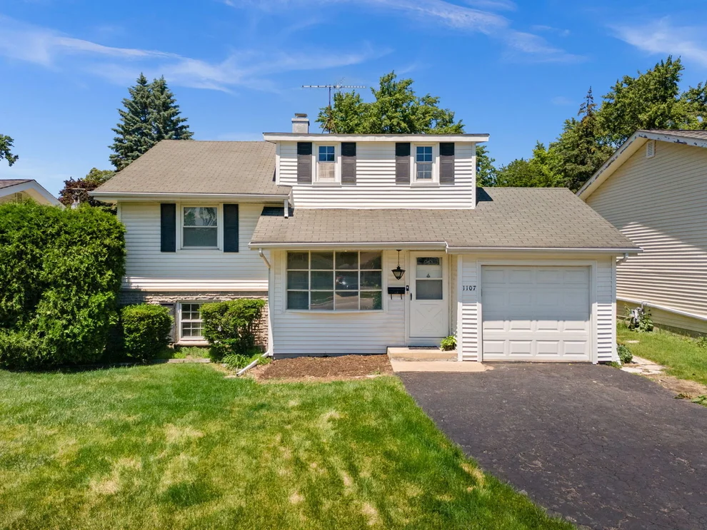 Unit for sale at 1107 E Elm Street, Wheaton, IL 60189