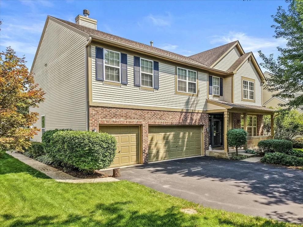 Unit for sale at 454 Chesterfield Lane, North Aurora, IL 60542