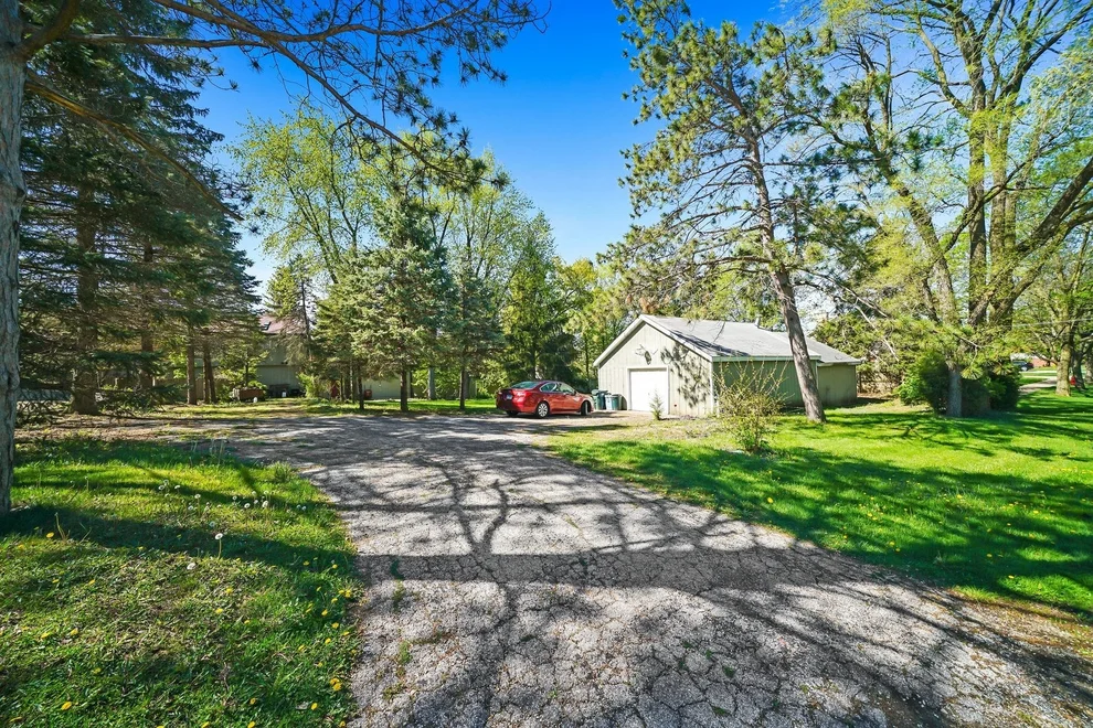 Unit for sale at 712 S Plum Grove Road, Palatine, IL 60067
