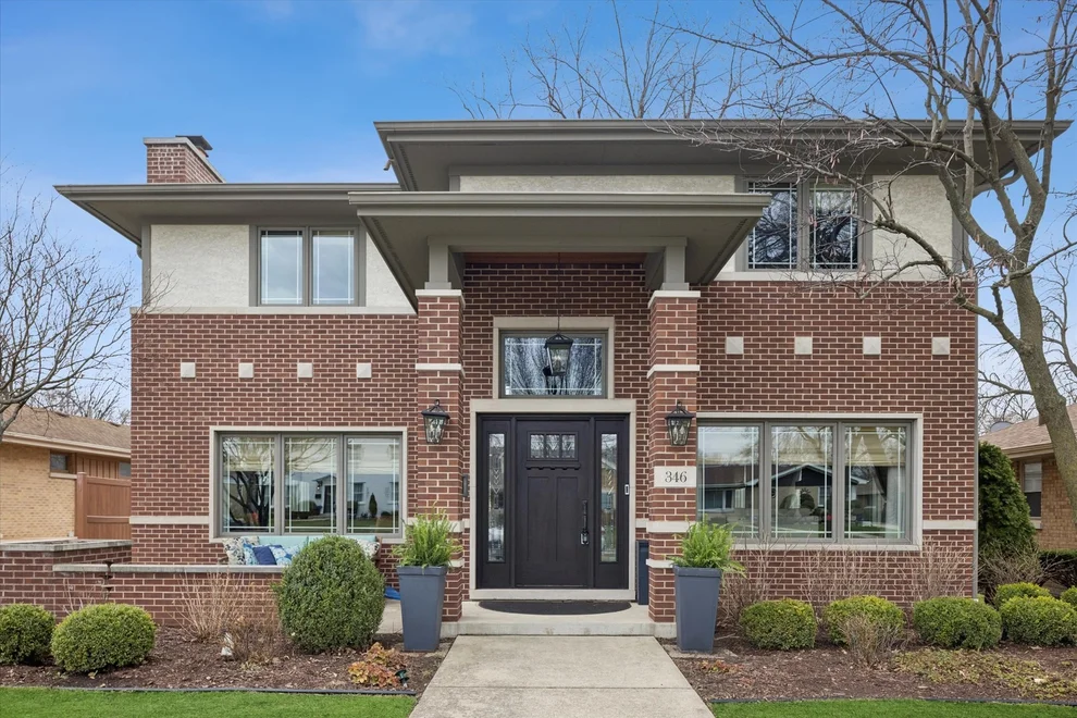 Unit for sale at 346 E South Street, Elmhurst, IL 60126