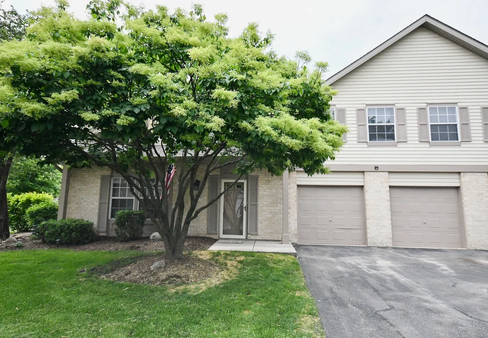 Unit for sale at 121 CAMMERON Court, Aurora, IL 60504