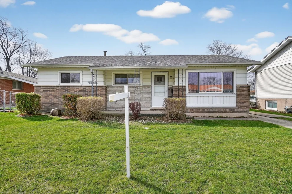 Unit for sale at 6717 165th Street, Tinley Park, IL 60477