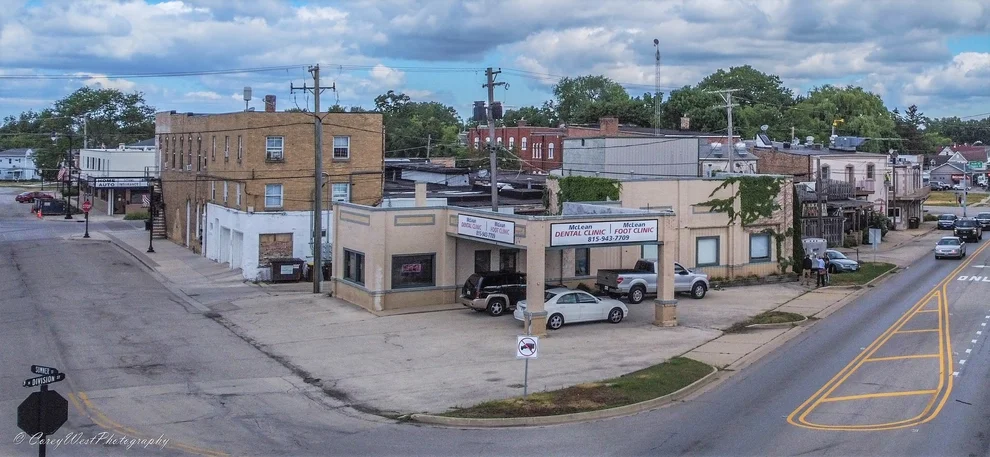 Unit for sale at 400 N Division Street, Harvard, IL 60033
