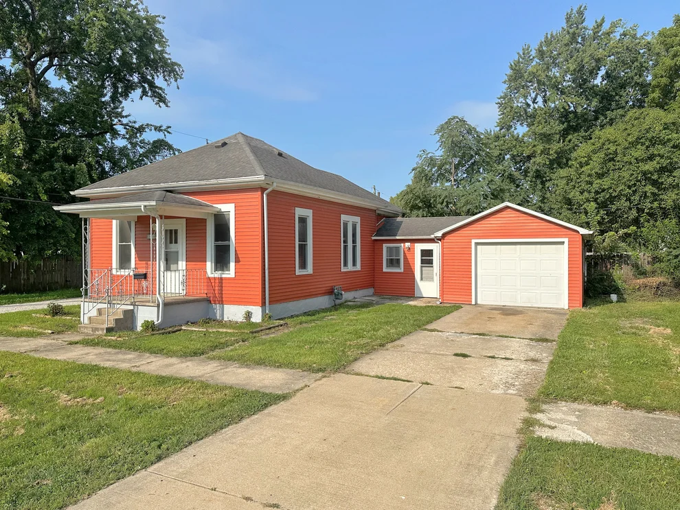Unit for sale at 308 N Shabbona Street, Streator, IL 61364