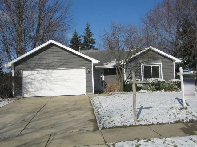 Unit for sale at 2299 Woodview Lane, NAPERVILLE, IL 60565