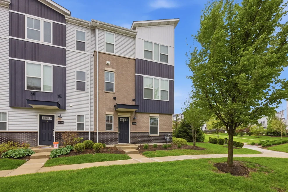 Unit for sale at 4158 Irving Road, Aurora, IL 60504