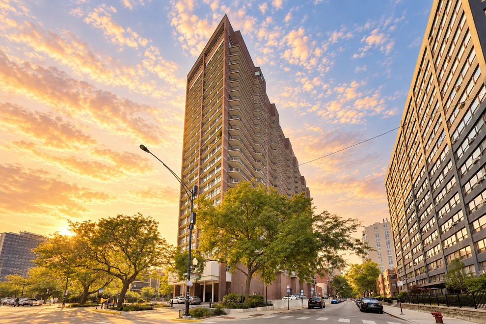Unit for sale at 4170 N Marine Drive, Chicago, IL 60613