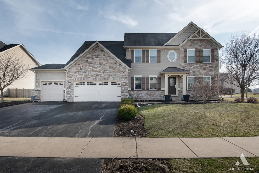 Unit for sale at 27016 THORNWOOD Boulevard, Plainfield, IL 60585