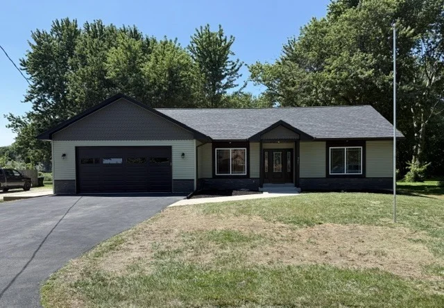 Unit for sale at 357 French Street, Braidwood, IL 60408