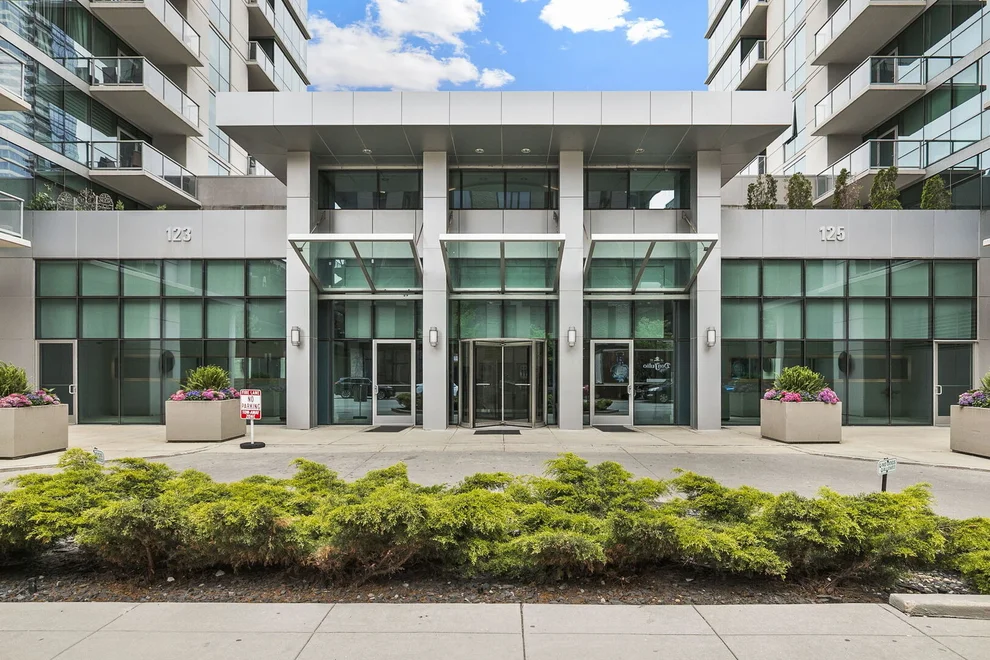 Unit for sale at 125 S Green Street, Chicago, IL 60607