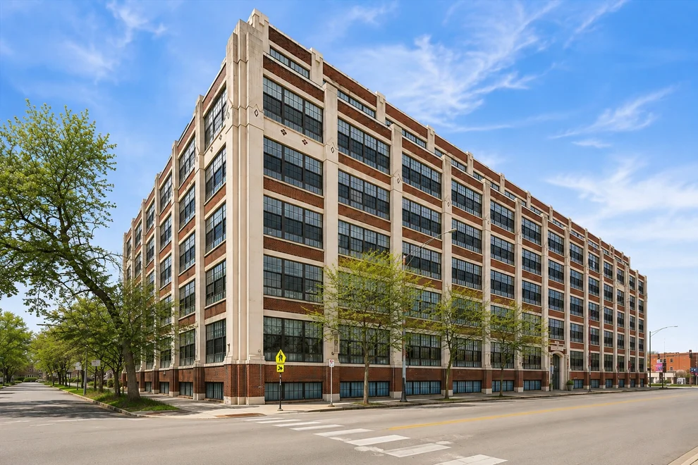 Unit for sale at 3963 W Belmont Avenue, Chicago, IL 60618