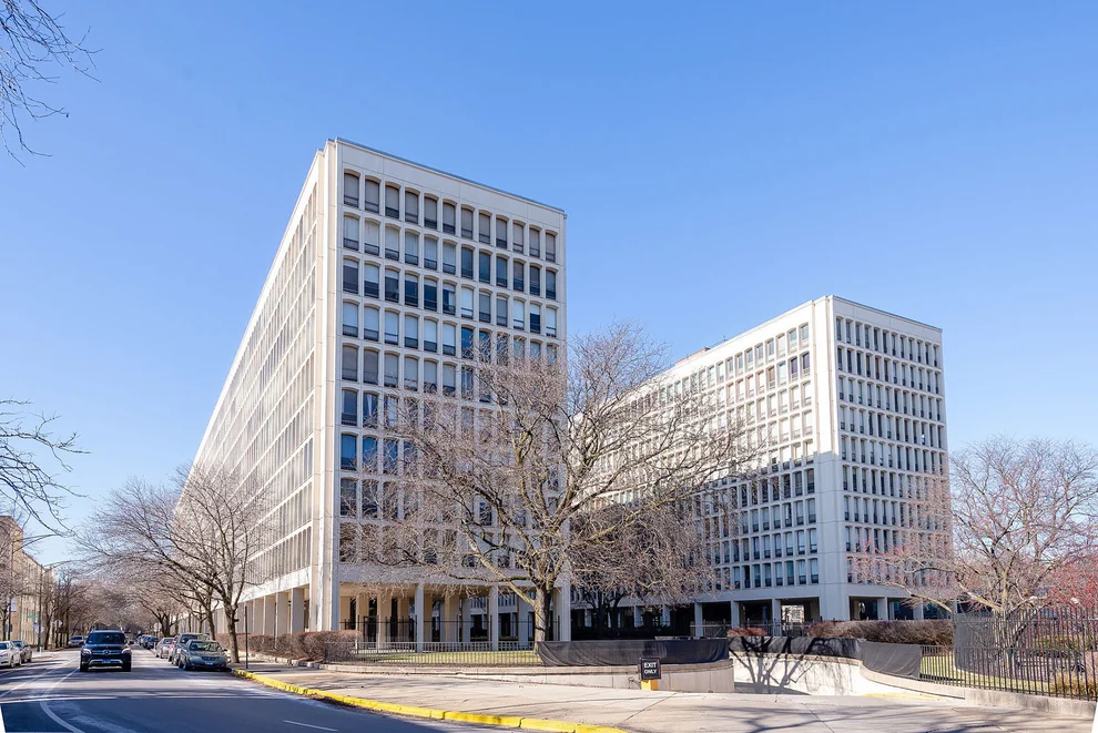 Unit for sale at 1400 E 55th Place, Chicago, IL 60637