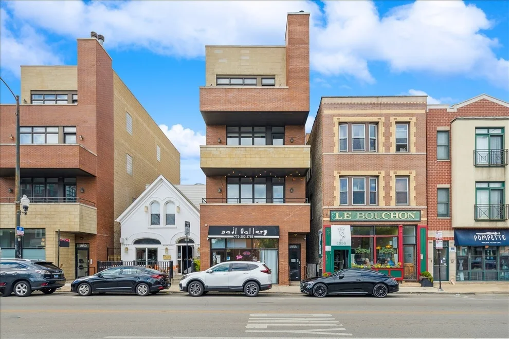 Unit for sale at 1954 N DAMEN Avenue, Chicago, IL 60647