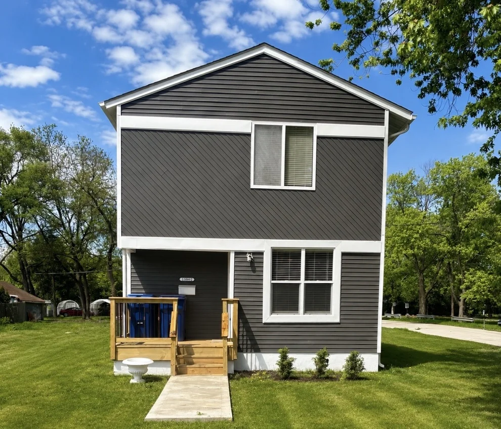 Unit for sale at 13802 Seeley Avenue, Blue Island, IL 60406