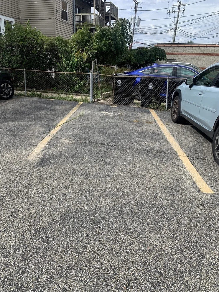 Unit for sale at 1734 W Foster Avenue, Chicago, IL 60625