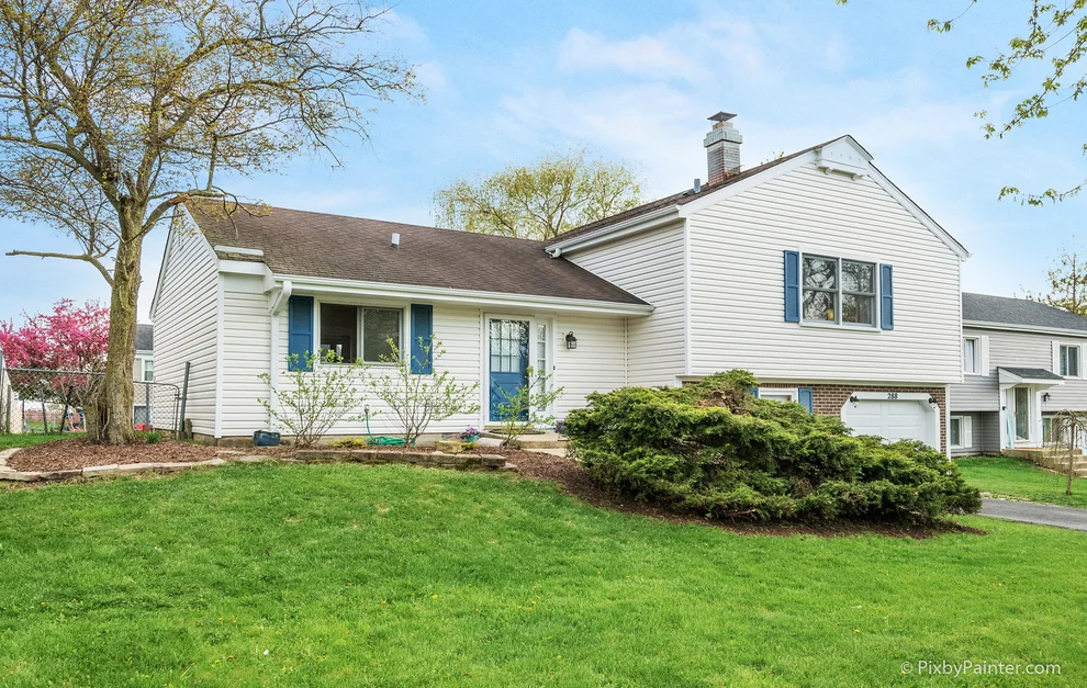 Unit for sale at 288 Porter Court, Bartlett, IL 60103