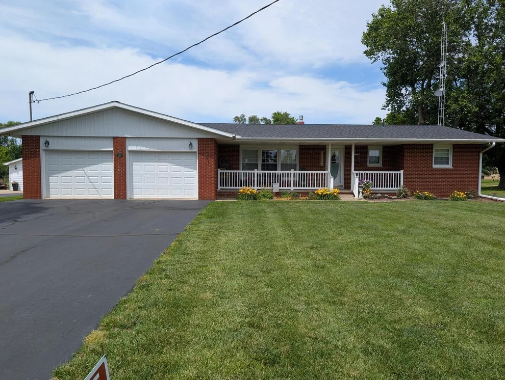 Unit for sale at 111 W Embarras Street, Sainte Marie, IL 62459