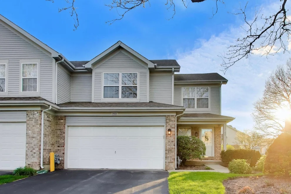 Unit for sale at 1422 Welland Court, Roselle, IL 60172