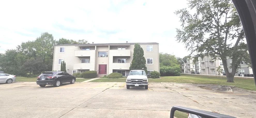 Unit for sale at 2001 S Mattis Avenue, Champaign, IL 61821